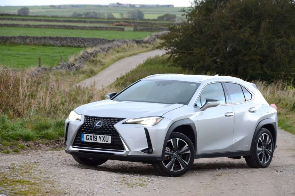 Lexus UX 250h 