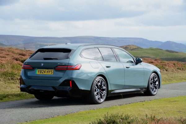 BMW i5 Touring